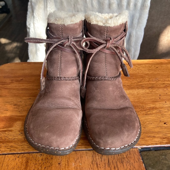 UGG Australia l La Jolla Winter Brown Boots/Booties - Picture 3 of 8